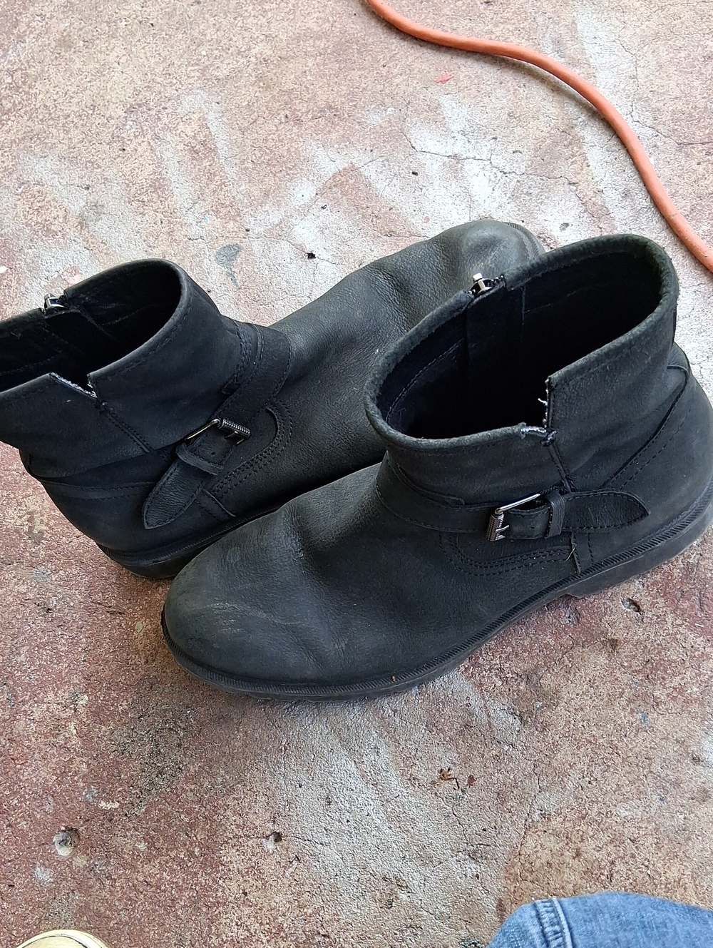 Crown Vintage Mens Suede Biker Boots